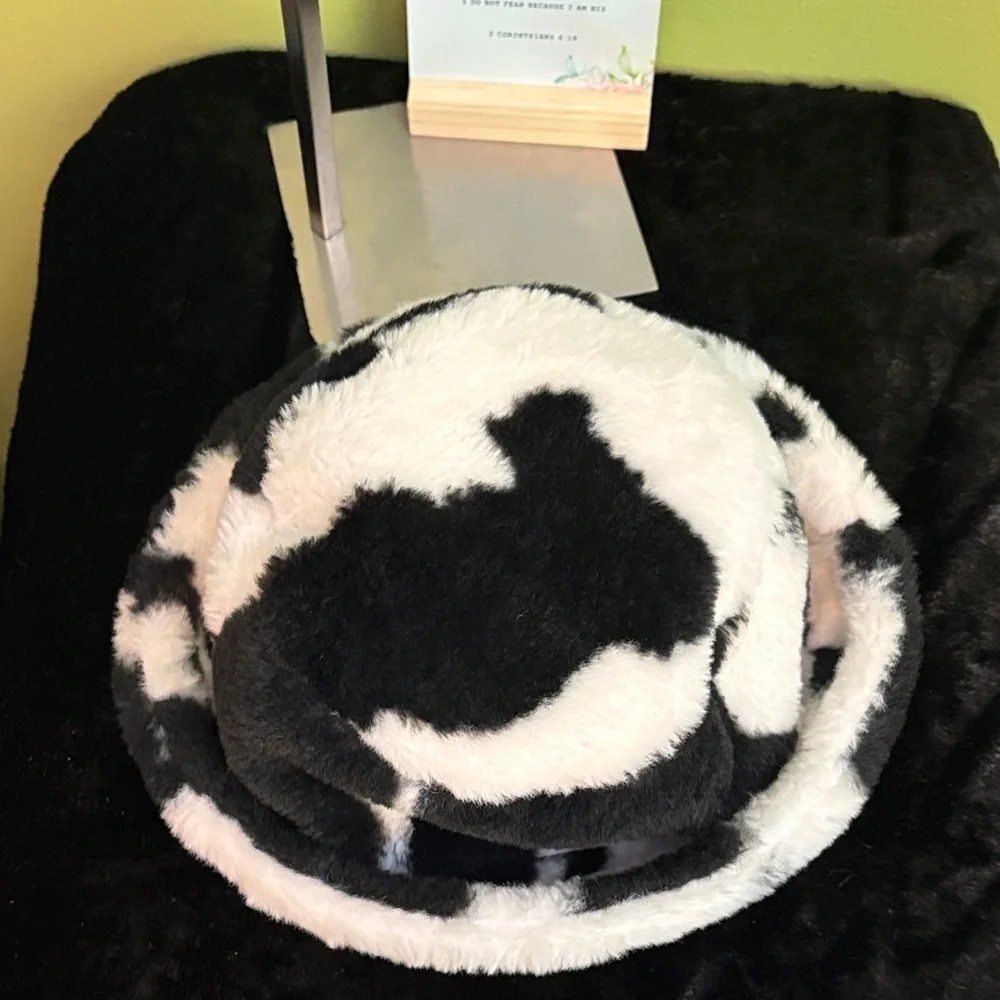 Adult Black and White Fuzzy Bucket Hat~Free Posh Friends 4ever Pin